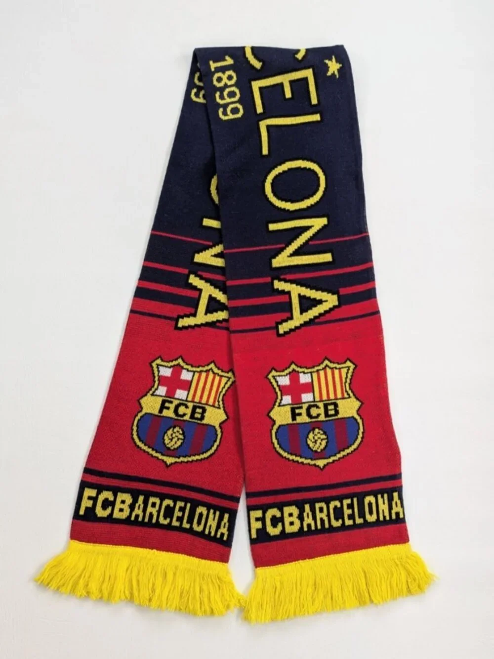 Vintage FC Barcelona Knit Scarf Soccer Football Official Merch. Blue Red Yellow